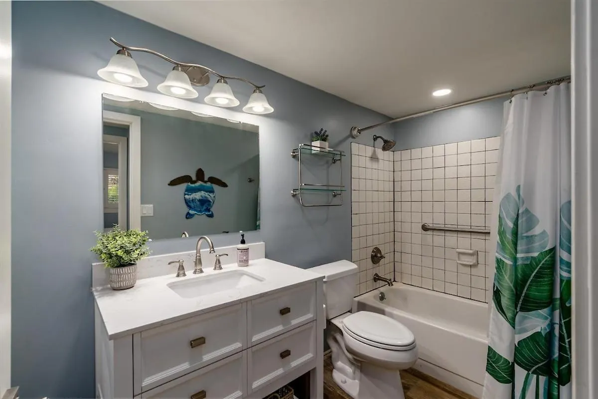 Dom wakacyjny Willa Oceanfront Abode Remodeled In 2021 Sleeps 6 Wailuku Stany Zjednoczone Ameryki