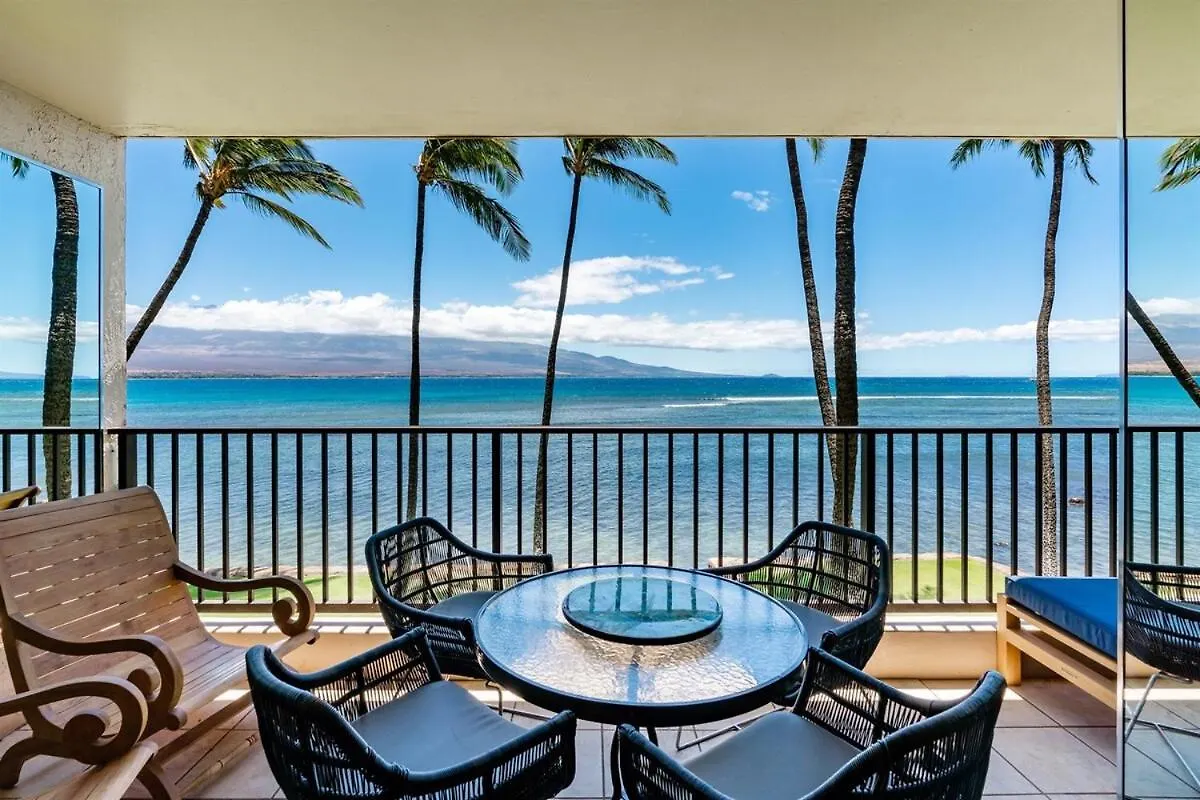 Willa Oceanfront Abode Remodeled In 2021 Sleeps 6 Wailuku